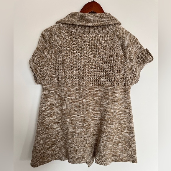Lady Dutch Tan Knit Short Sleeve Cardigan with Pockets Size Large - Picture 4 of 6